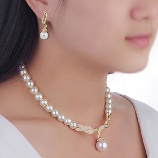 Elegant Gold Pearl Jewelry necklace Set (طقم مجوهرات ذهبي أنيق باللؤلؤ - مثالي للعرائس)